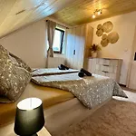Casa de Férias Drevenica Relax Makov